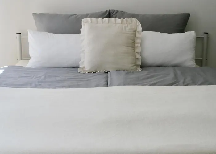 American Ease - Hahnbach, Vilseck, Weiden Hotel