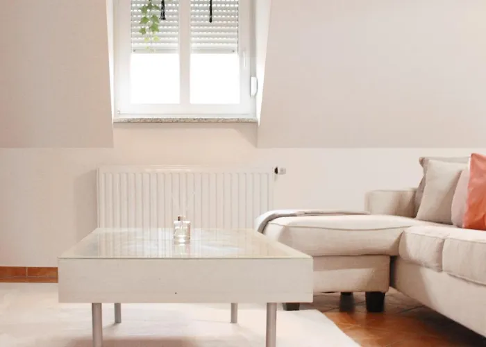 American Ease - Hahnbach, Vilseck, Weiden Hotel *