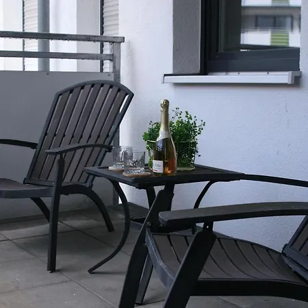 American Ease - Hahnbach, Vilseck, Weiden ホテル