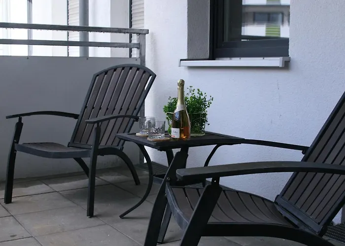 American Ease - Hahnbach, Vilseck, Weiden ホテル